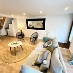 Maison A Petit Philippe .1mn De La *